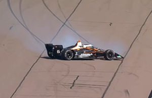 Kaotisk IndyCar-løp i Phoenix